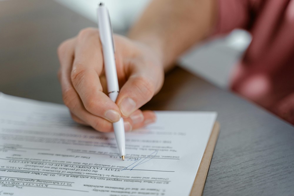 RISTRUTTURAZIONE DEI DEBITI DEL CONSUMATORE CON CONTENUTO LIBERO E SODDISFACIMENTO DIFFERENZIATO DEI CREDITORI